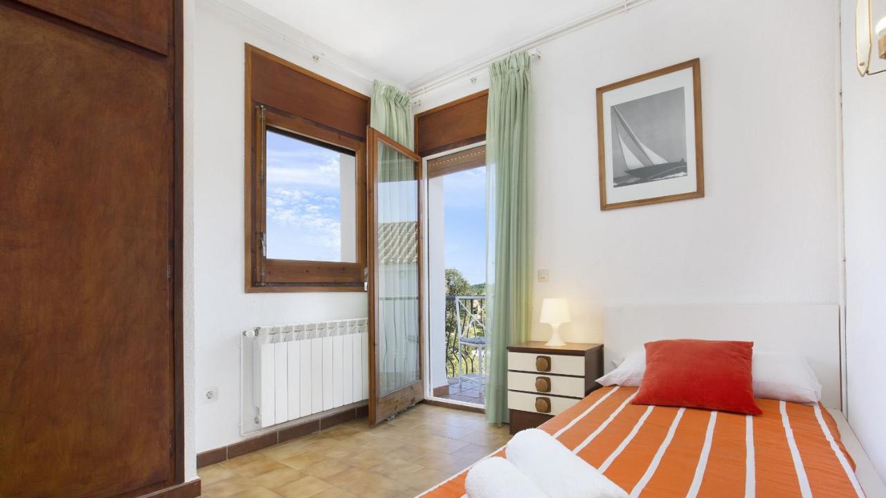 Villa Tensi Бланес Экстерьер фото